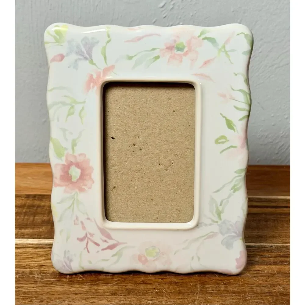 N/A charming vintage